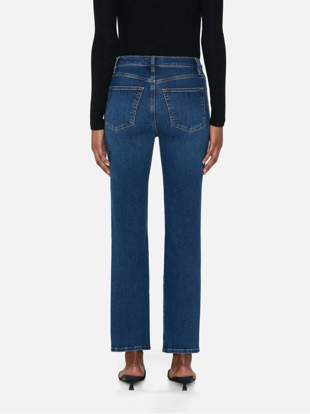 Frame Denim Le Sleek Straight Leg Jeans in Femma Wash 32 - Picture 4 of 6